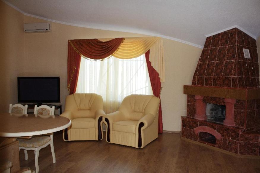 Грк Золота Підкова Motel Chupyra Dış mekan fotoğraf