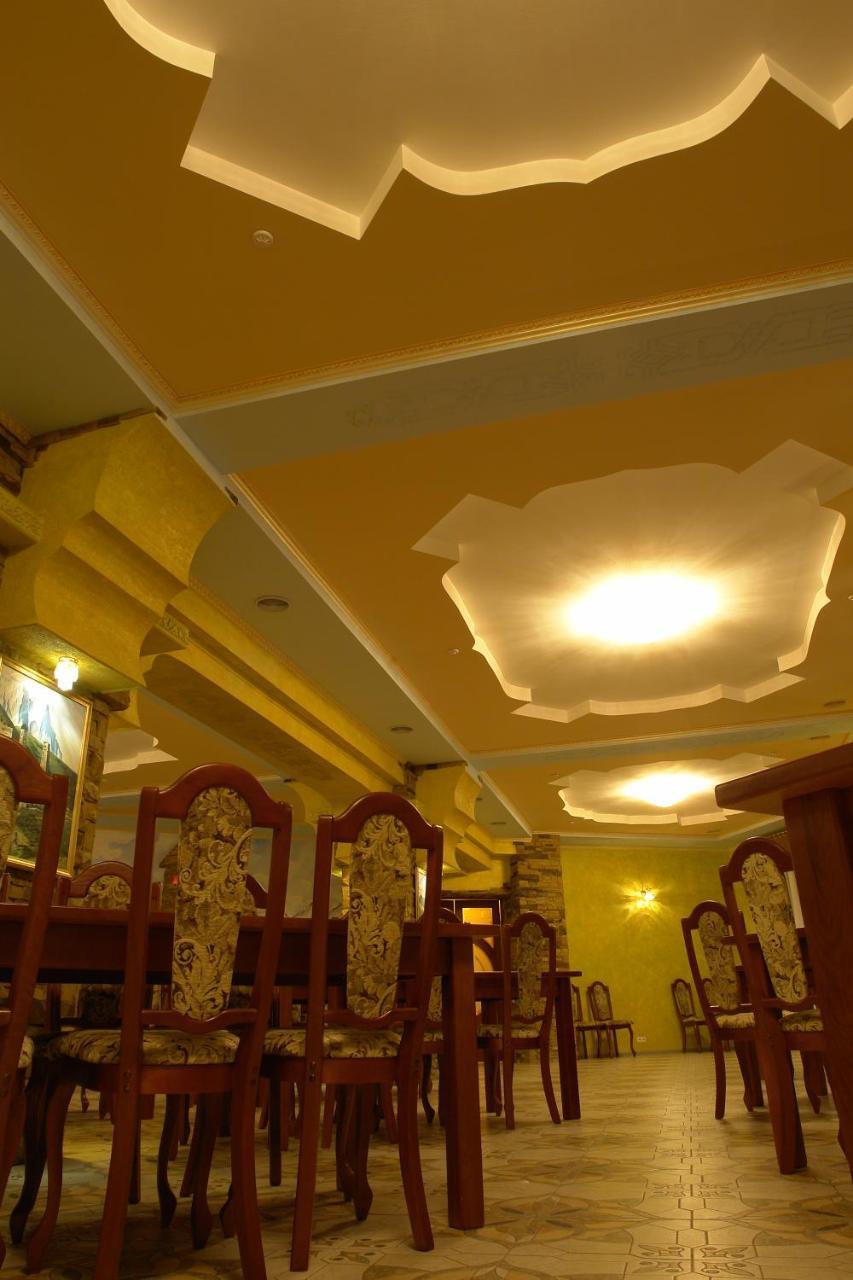 Грк Золота Підкова Motel Chupyra Dış mekan fotoğraf